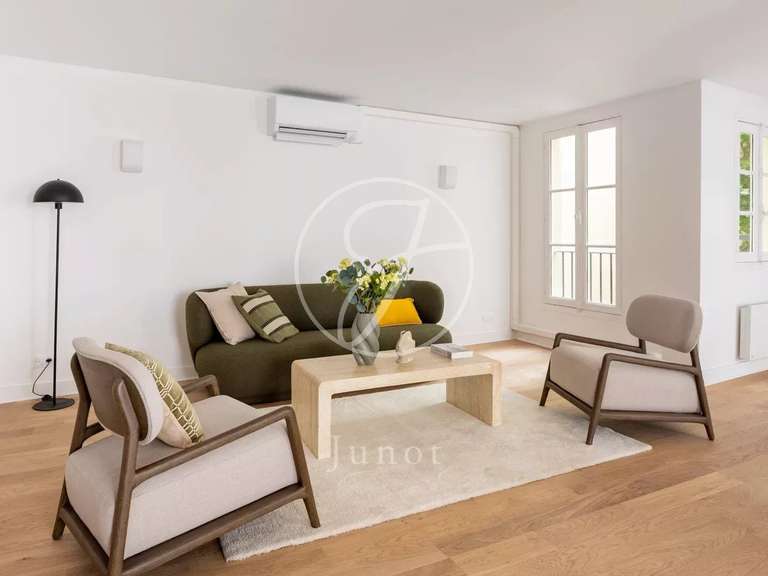 Appartement Paris 4e - 3 chambres - 107m²