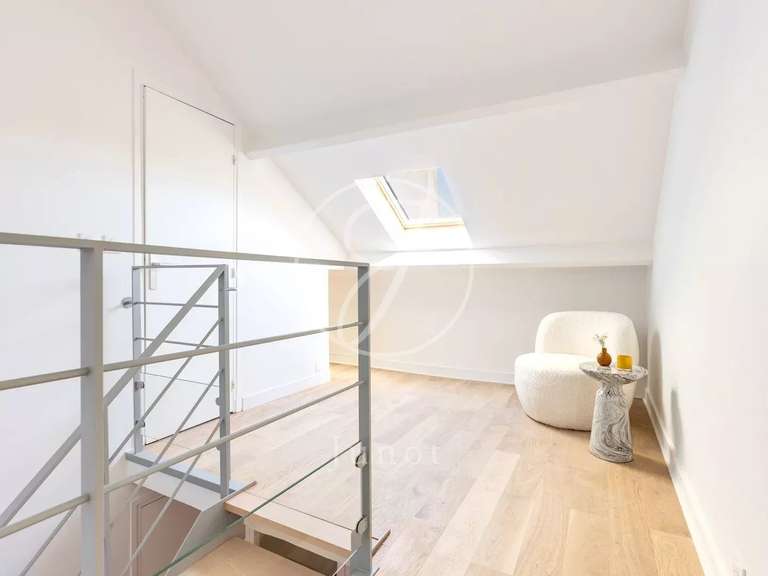 Appartement Paris 4e - 3 chambres - 92m²