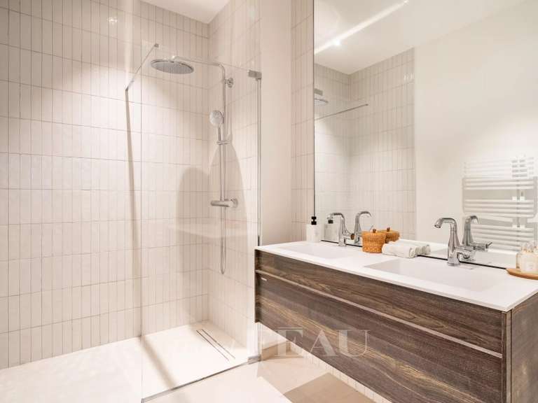 Appartement Paris 4e - 2 chambres - 98m²