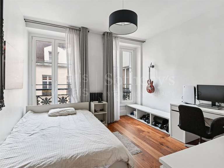 Appartement Paris 4e - 4 chambres - 145m²