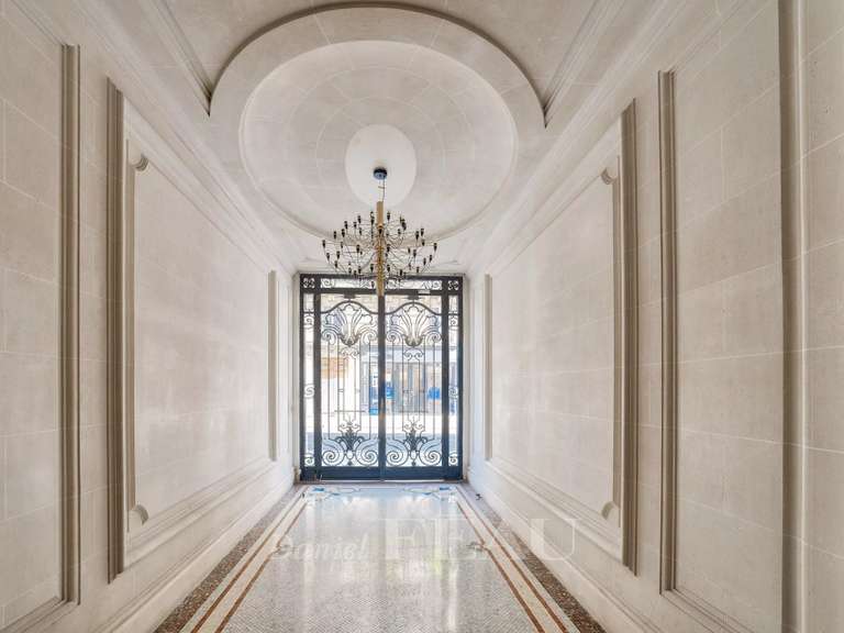 Appartement Paris 4e - 3 chambres - 177m²