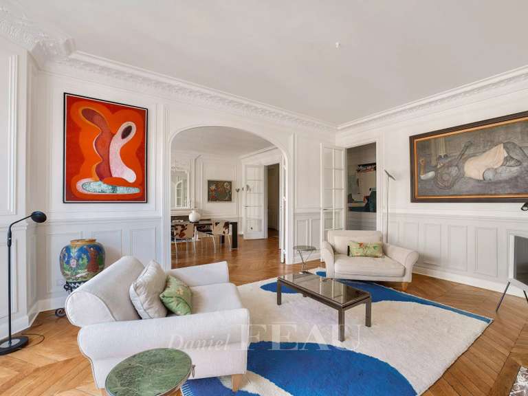 Appartement Paris 4e - 3 chambres - 177m²