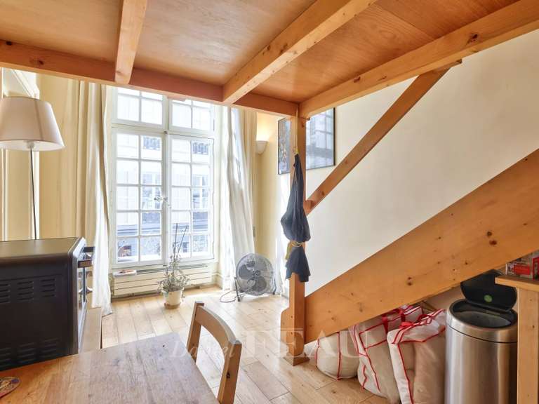 Appartement Paris 4e - 2 chambres - 105m²