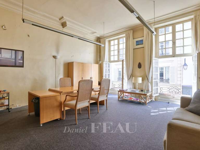 Appartement Paris 4e - 2 chambres - 105m²