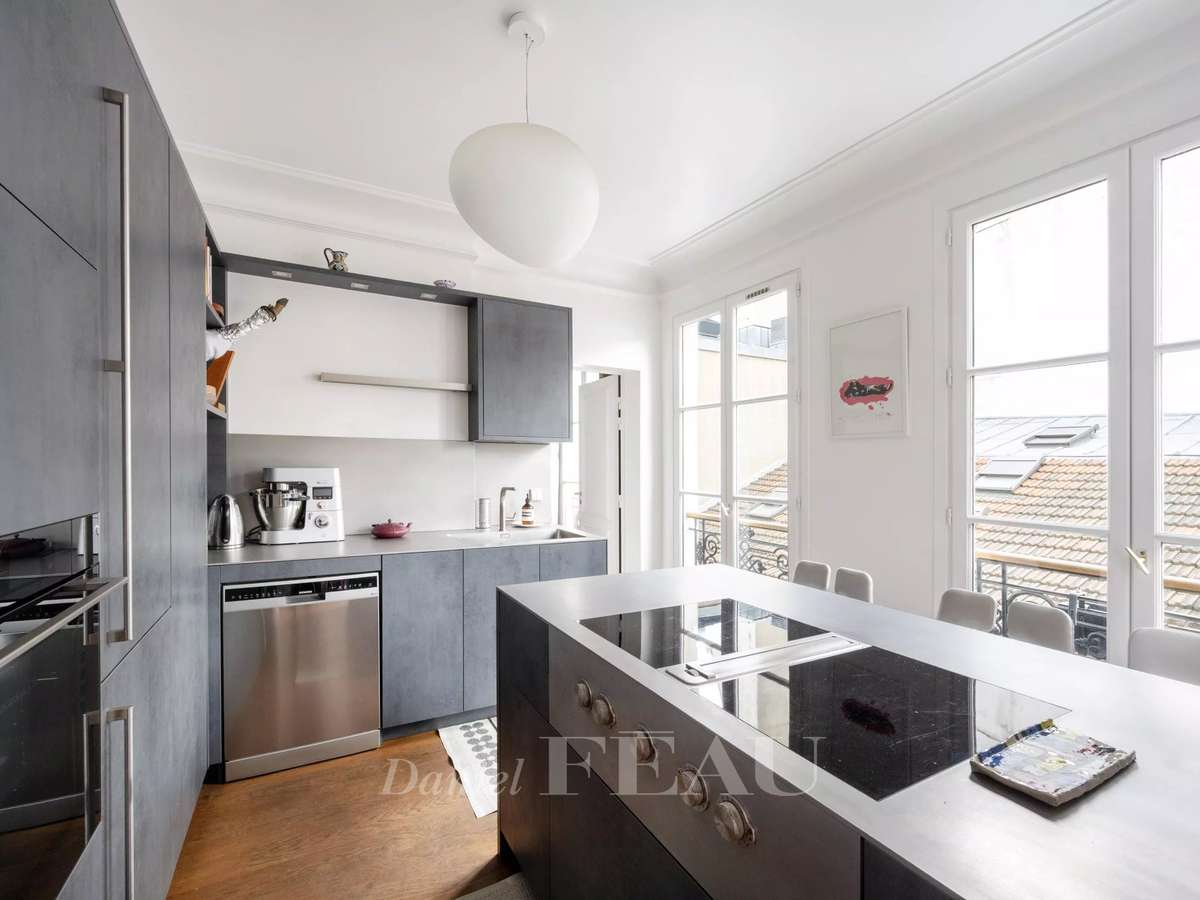 Apartment Paris 4e