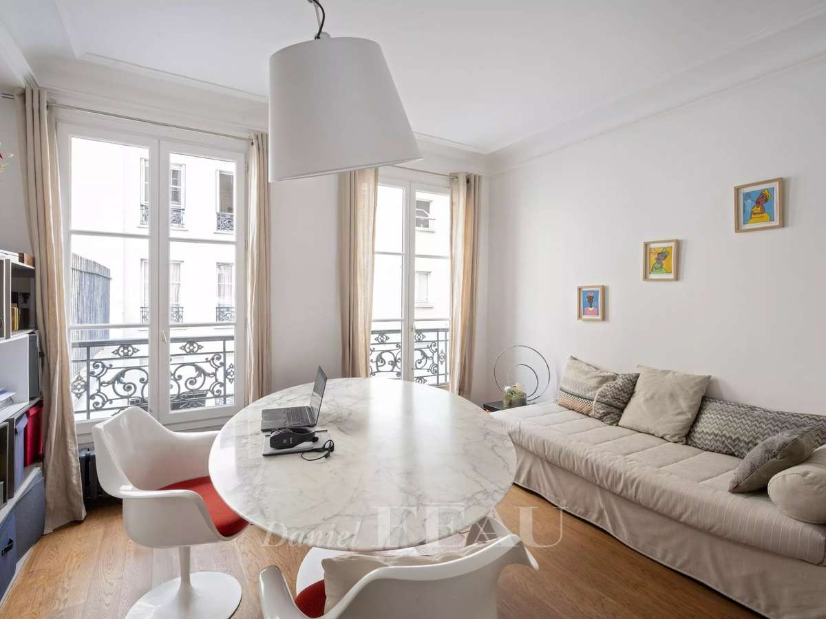 Apartment Paris 4e