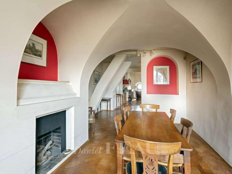 Appartement Paris 4e - 2 chambres - 183m²