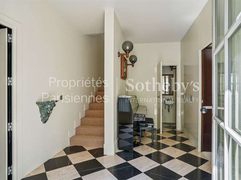 Appartement Paris 4e - 2 chambres - 161m²