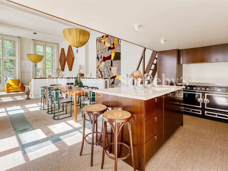 Appartement Paris 4e - 2 chambres - 161m²