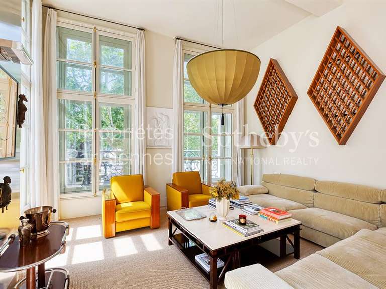 Appartement Paris 4e - 2 chambres - 161m²