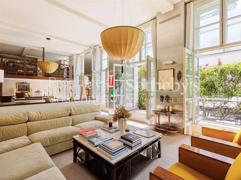 Appartement Paris 4e - 2 chambres - 161m²