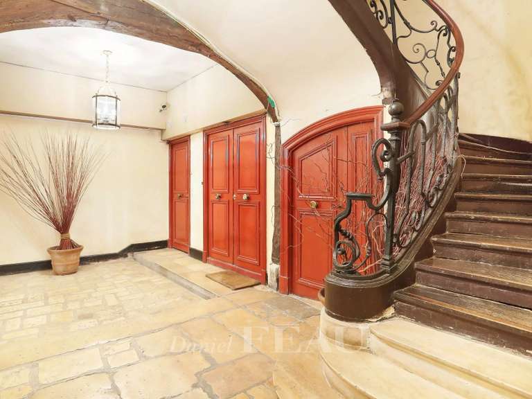 Appartement Paris 4e - 3 chambres - 184m²