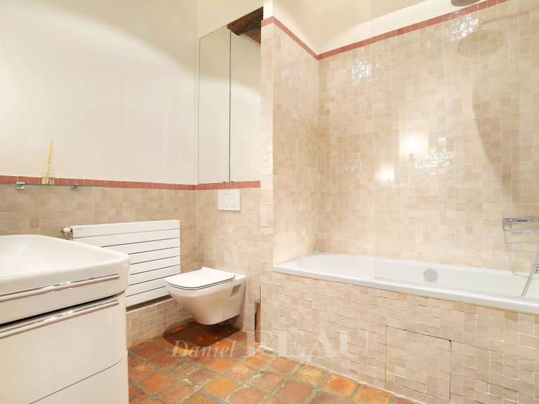 Appartement Paris 4e - 3 chambres - 184m²