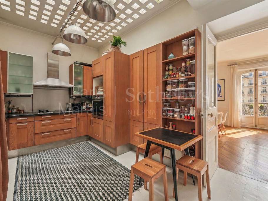 Apartment Paris 4e