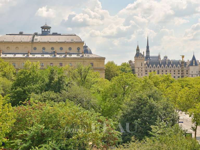 Appartement Paris 4e - 1 chambre - 61m²