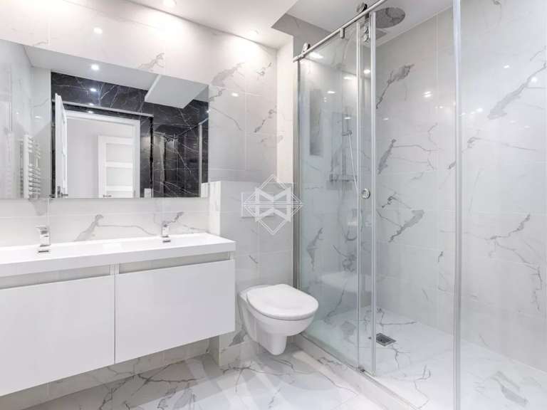 Appartement Paris 4e - 1 chambre - 80m²