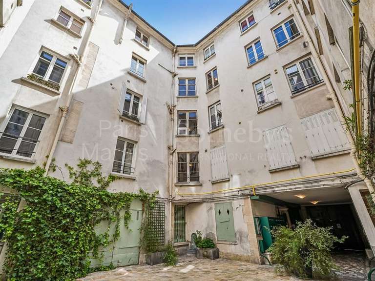 Appartement Paris 4e - 2 chambres - 78m²