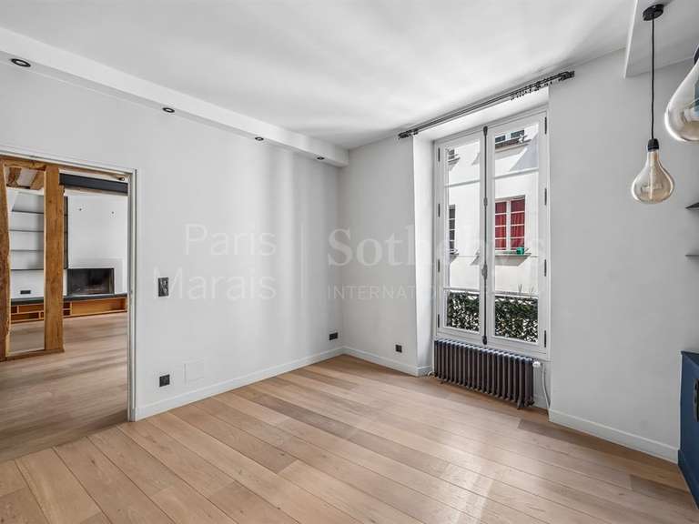 Appartement Paris 4e - 2 chambres - 78m²