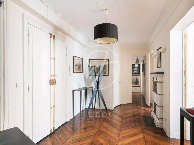 Appartement Paris 4e - 2 chambres - 114m²