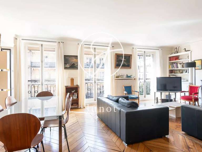 Appartement Paris 4e - 2 chambres - 114m²