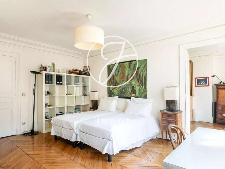 Appartement Paris 4e - 2 chambres - 114m²