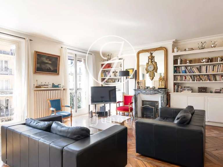 Appartement Paris 4e - 2 chambres - 114m²