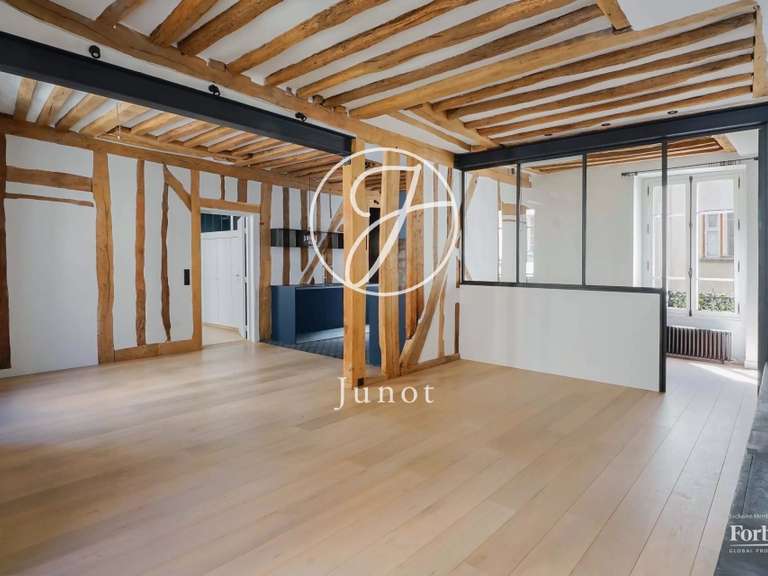 Appartement Paris 4e - 2 chambres - 78m²