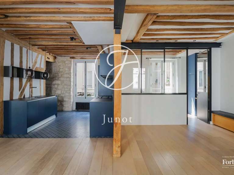 Appartement Paris 4e - 2 chambres - 78m²