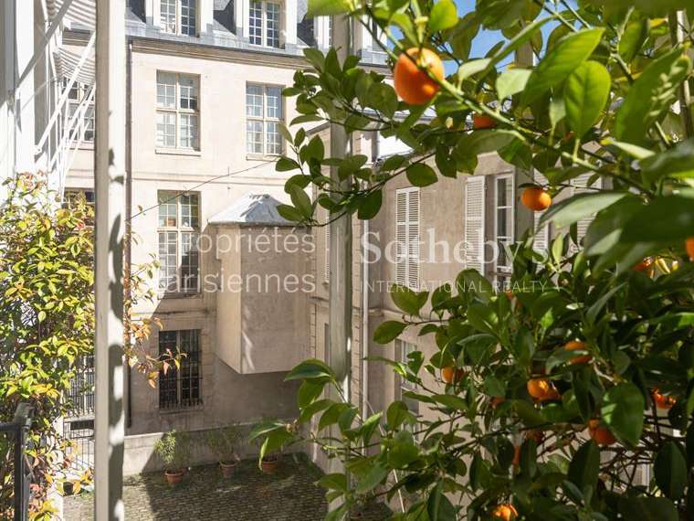 Appartement Paris 4e - 4 chambres - 211m²