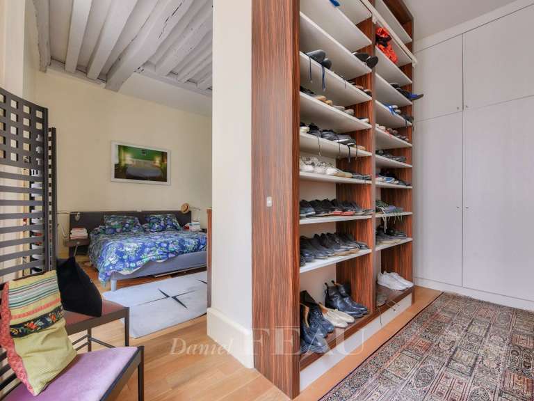 Appartement Paris 4e - 3 chambres - 178m²