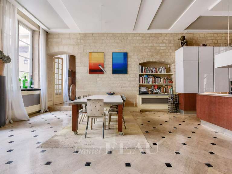 Appartement Paris 4e - 3 chambres - 178m²