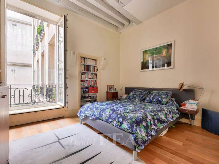Appartement Paris 4e - 3 chambres - 178m²
