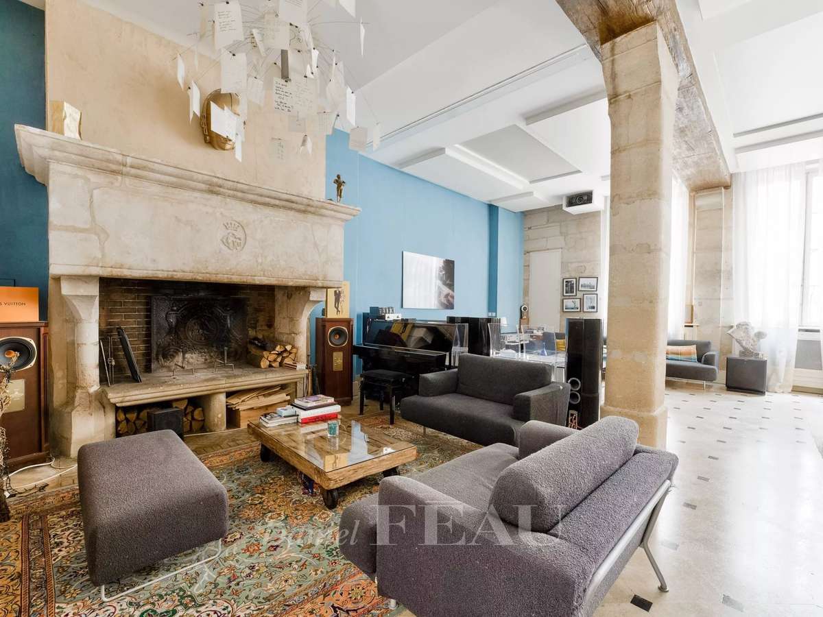 Apartment Paris 4e