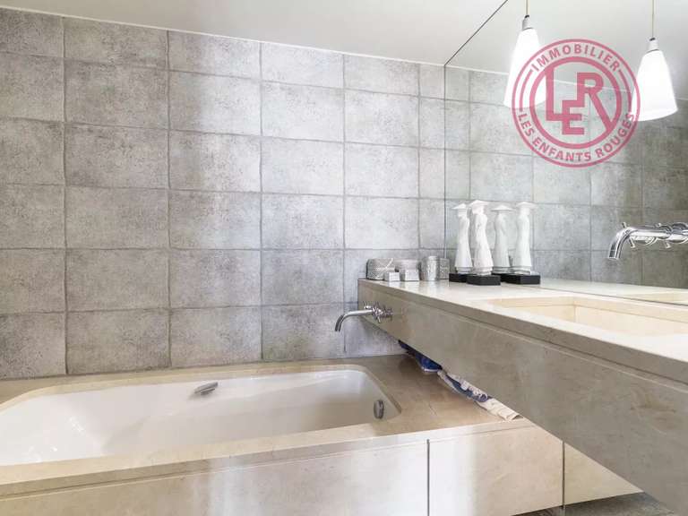 Appartement Paris 4e - 3 chambres - 143m²