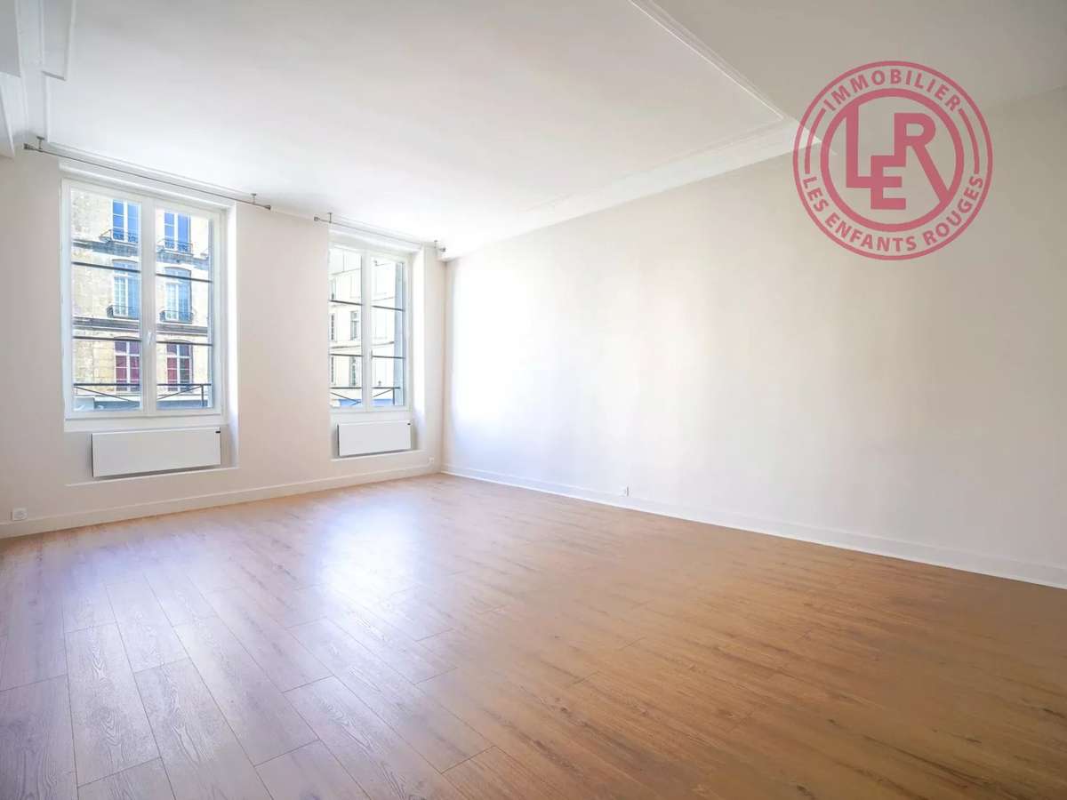 Apartment Paris 4e
