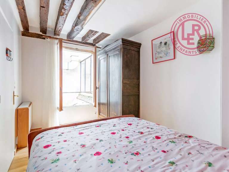 Appartement Paris 4e - 1 chambre - 31m²