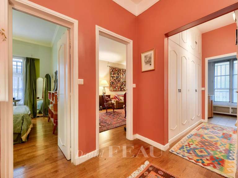 Appartement Paris 4e - 1 chambre - 65m²