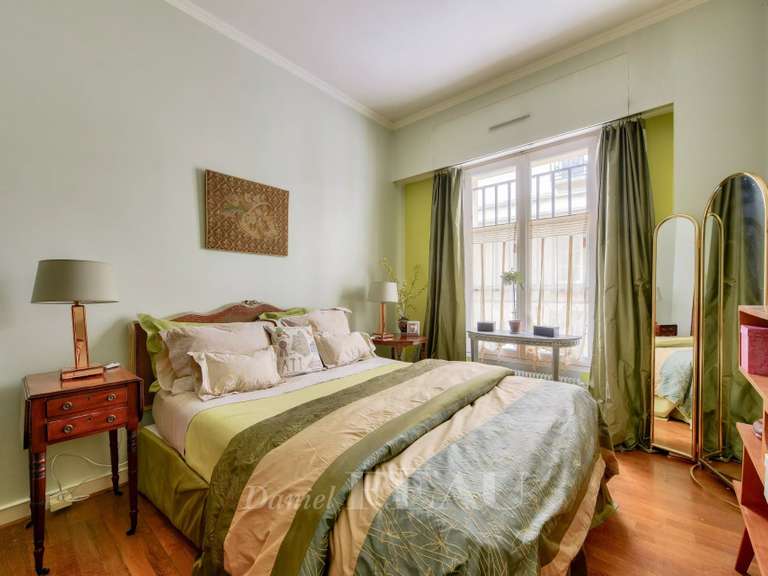 Appartement Paris 4e - 1 chambre - 65m²