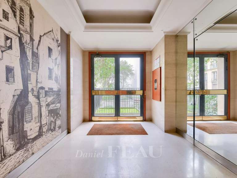 Appartement Paris 4e - 1 chambre - 65m²