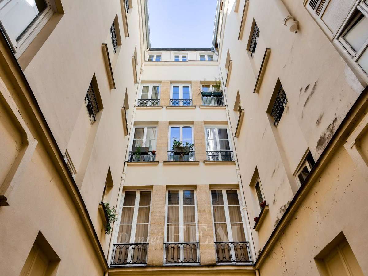 Apartment Paris 4e
