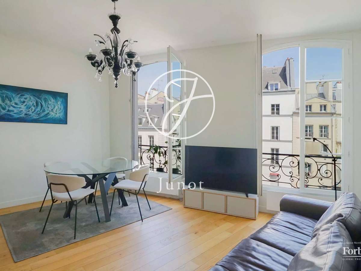 Apartment Paris 4e