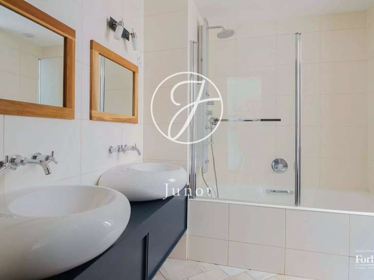 Appartement Paris 4e - 3 chambres - 98m²