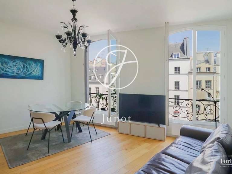 Appartement Paris 4e - 3 chambres - 98m²
