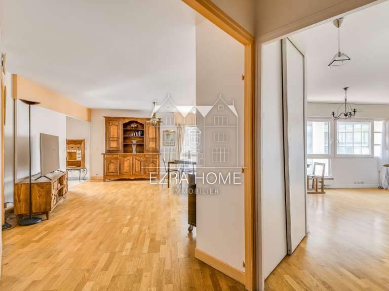 Appartement Paris 4e - 2 chambres - 76m²