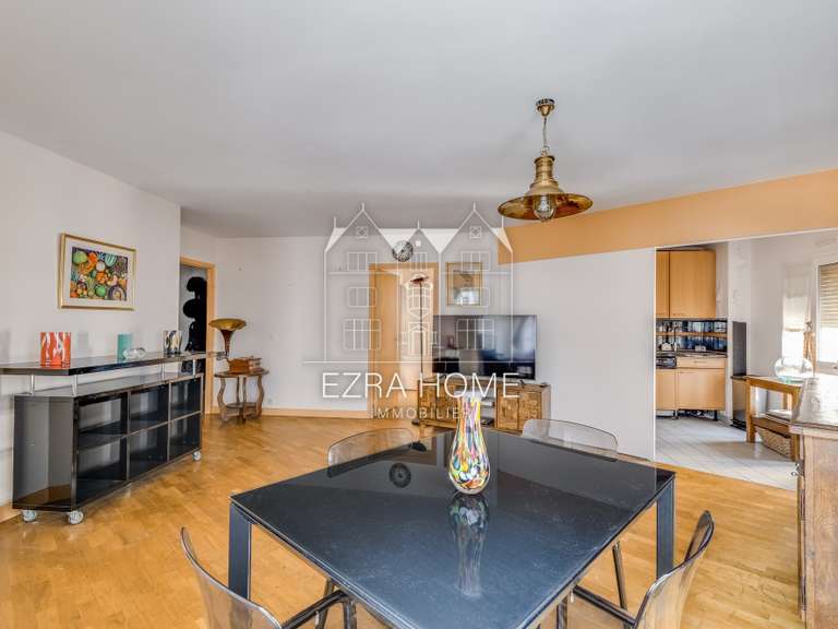 Appartement Paris 4e - 2 chambres - 76m²