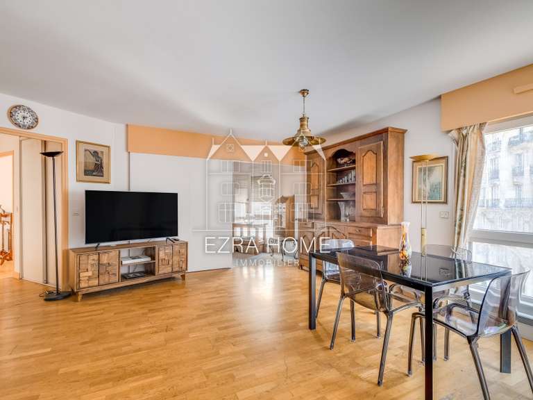 Appartement Paris 4e - 2 chambres - 76m²