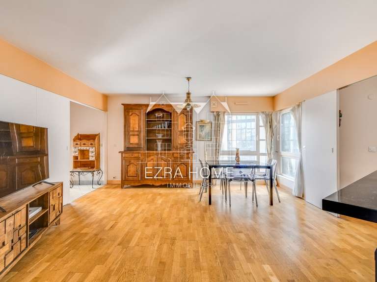 Appartement Paris 4e - 2 chambres - 76m²