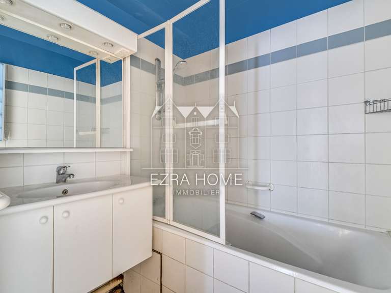 Appartement Paris 4e - 2 chambres - 76m²