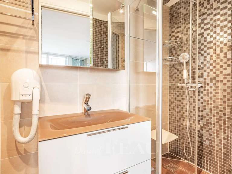 Appartement Paris 4e - 6 chambres - 197m²