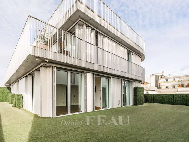 Appartement Paris 4e - 6 chambres - 197m²